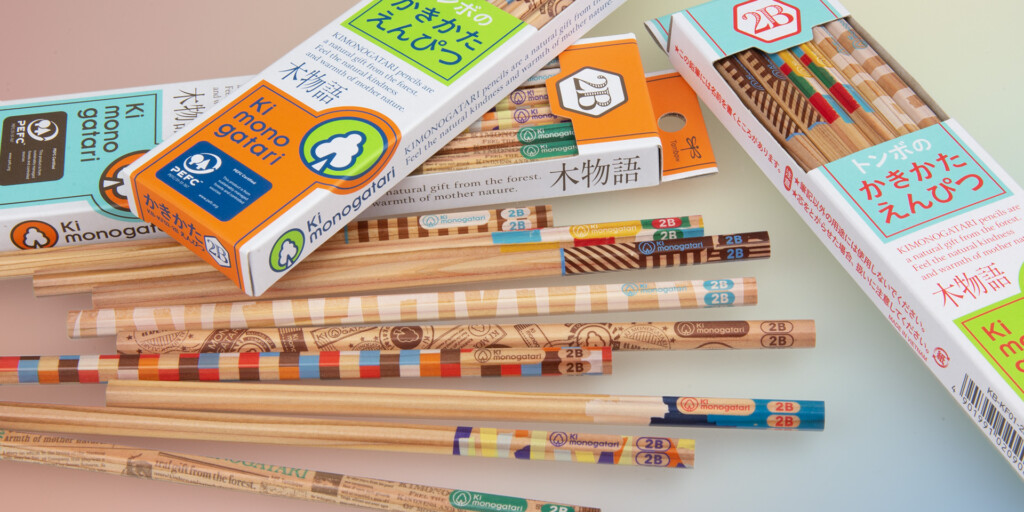 【新品未使用】トンボ 色鉛筆 大量!! 木物語 129本 トンボ 木物語 色鉛筆 木物語 森林認証鉛筆 | 株式会社 トンボ